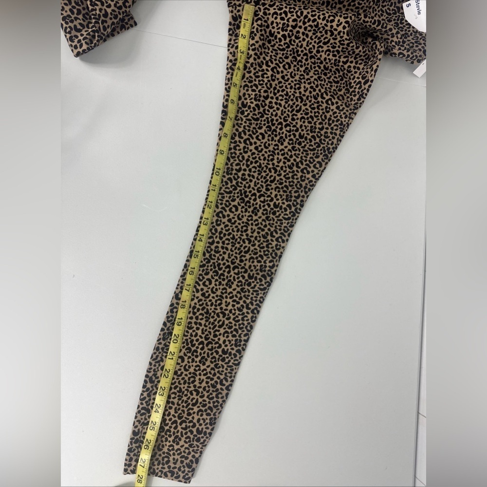 NWT Old Navy Leggings Sz S Small Animal Print Stevie Pull On Comfort Mid Rise - Picture 5 of 9